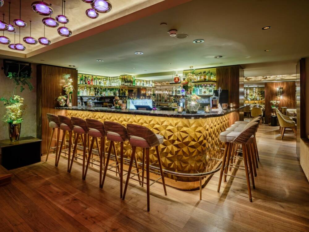 Gehobene Atmosphäre in der Nikkei Nine Bar in der  / ©Guido Leifhelm