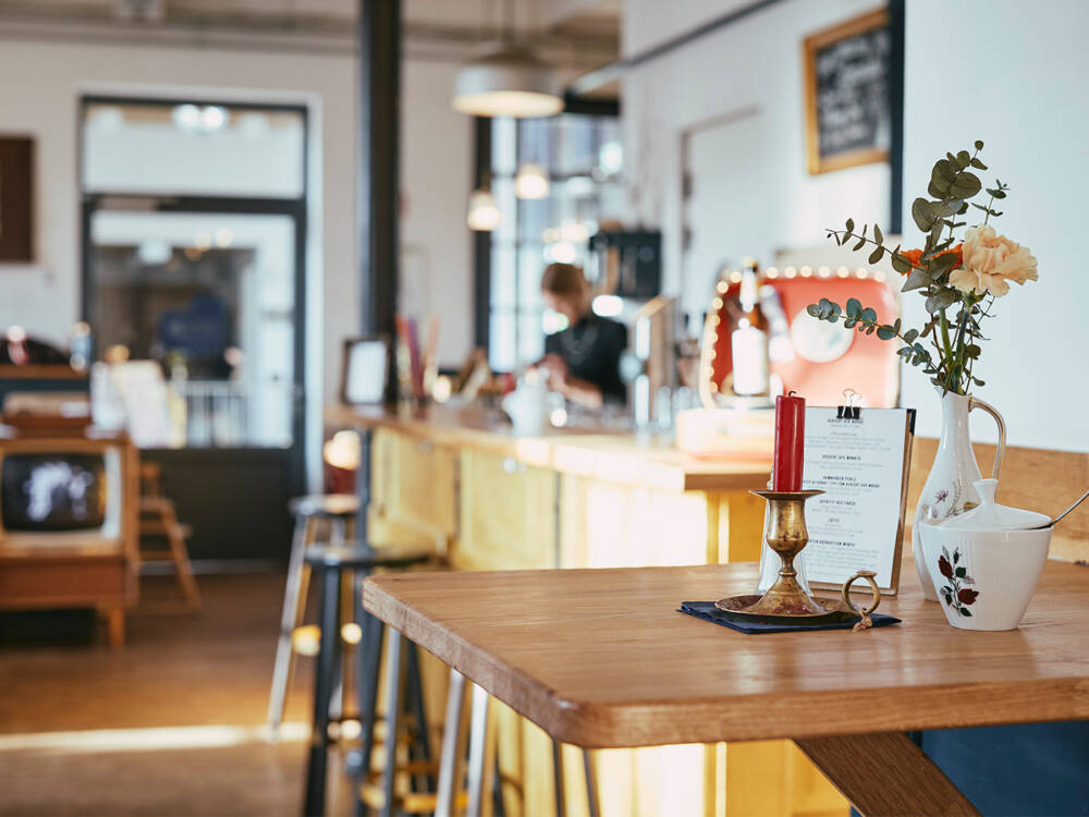 Gemütlich, lecker, bodenständig: Das LüttLiv ist eins von unseren zehn liebsten Restaurants in Barmbek / ©LüttLiv