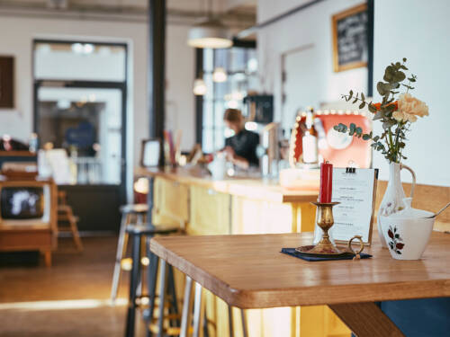 Gemütlich, lecker, bodenständig: Das LüttLiv ist eins von unseren zehn liebsten Restaurants in Barmbek / ©LüttLiv