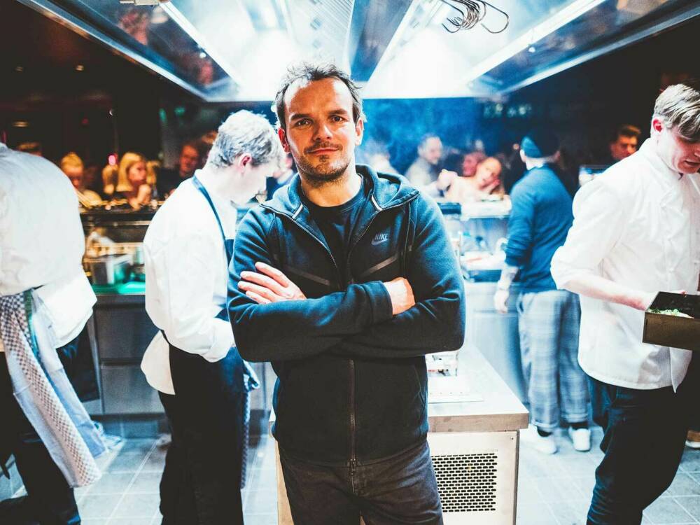Steffen Henssler will sich künftig auf seine Gastro-Flagschiffe wie das Ono by Steffen Henssler und den Lieferdienst Go by Steffen Henssler konzentrieren / ©Henssler Go