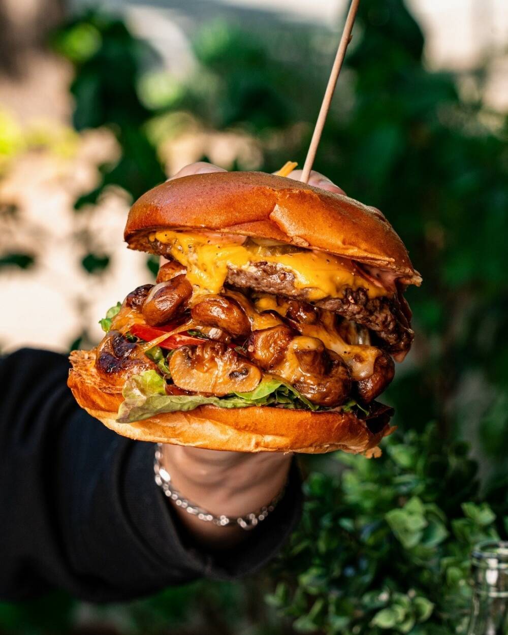 Beim Smash Burger von Kohldampf läuft einem das Wasser im Mund zusammen / ©Center of attention agency