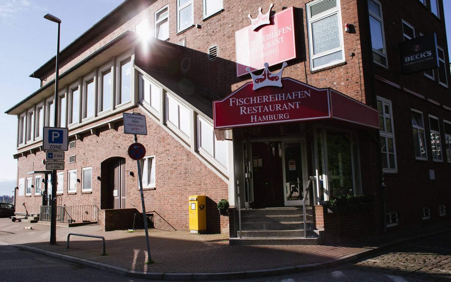 Das Fischereihafen Restaurant ist bei Promis und Hamburgern beliebt / ©David Strüning