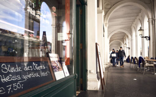 Das syrische Restaurant Saliba von außen / ©Marc Sill