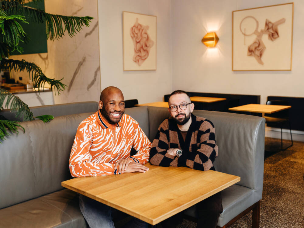 Jahmarley Grant und Mateusz A. Żurek haben in Eimsbüttel ein festes Zuhause für das Criss Studio gefunden / ©Julia Schumacher
