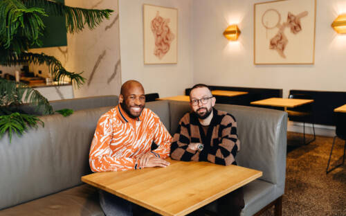 Jahmarley Grant und Mateusz A. Żurek haben in Eimsbüttel ein festes Zuhause für das Criss Studio gefunden / ©Julia Schumacher