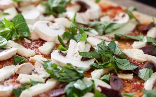 Pizza, Pasta und andere italienische Klassiker im Restaurant Oro in Bergedorf / ©Unsplash/ Lavi Perchik