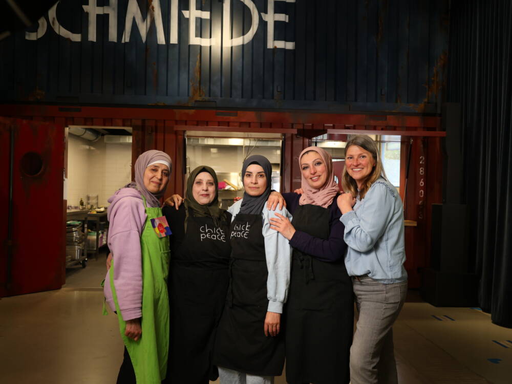 Das Team von Chickpeace wurde in diesem Jahr mit den Nachhaltigkeitspreis der SZENE HAMBURG ausgezeichnet / ©Johanna Zobel