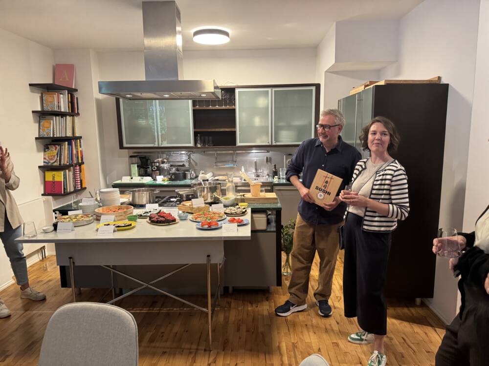 Gemeinsam mit dem Hölker Verlag stellte Stevan Paul sein Kochbuch am 27. Mai vor / ©Johanna Zobel
