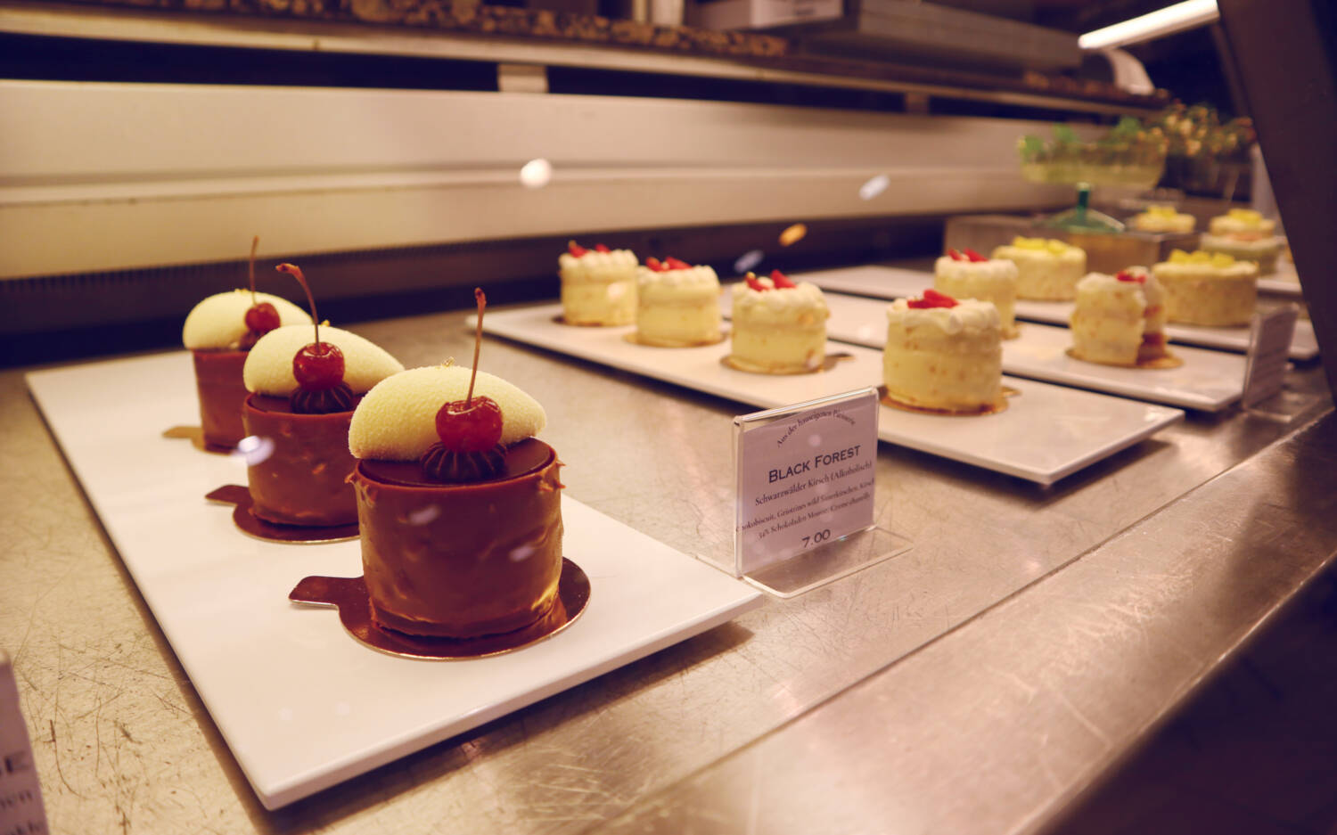 Neben dem Kochen ist Quynh Chi Zubkovs zweite Leidenschaft die Patisserie, die im QD einen Platz bekommen soll / ©Alina Fedorova