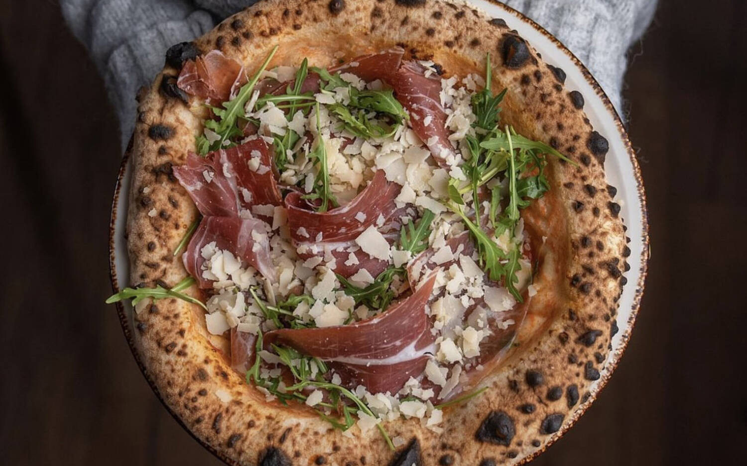 So einen fluffigen Rand muss man beschützen: Die neapolitanische Pizza ist UNESCO-Weltkulturerbe / ©60 Seconds to Napoli 