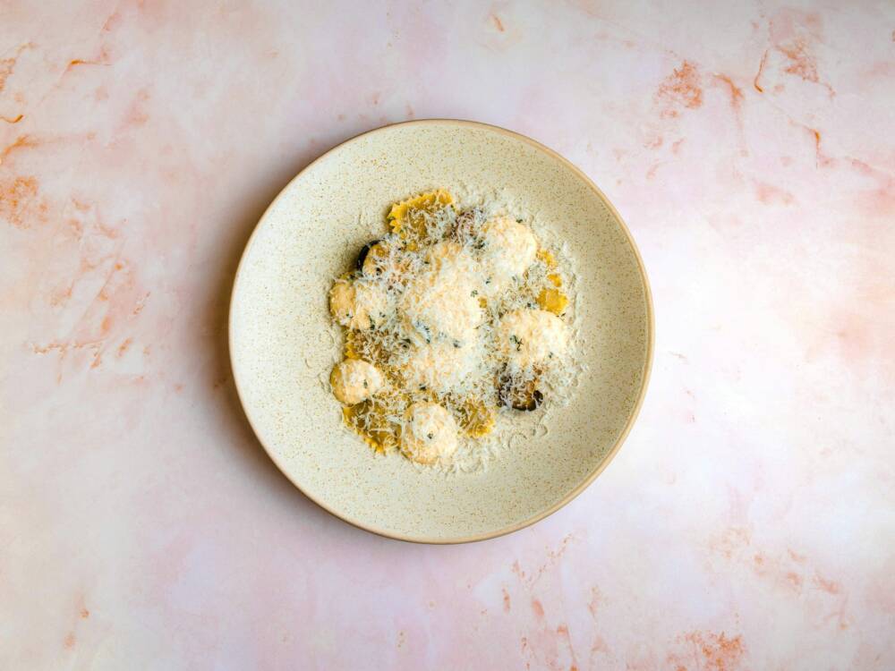 Das Pomanti in der Sternschanze denkt italienische Klassiker neu /© Unsplash/ Edward Howell