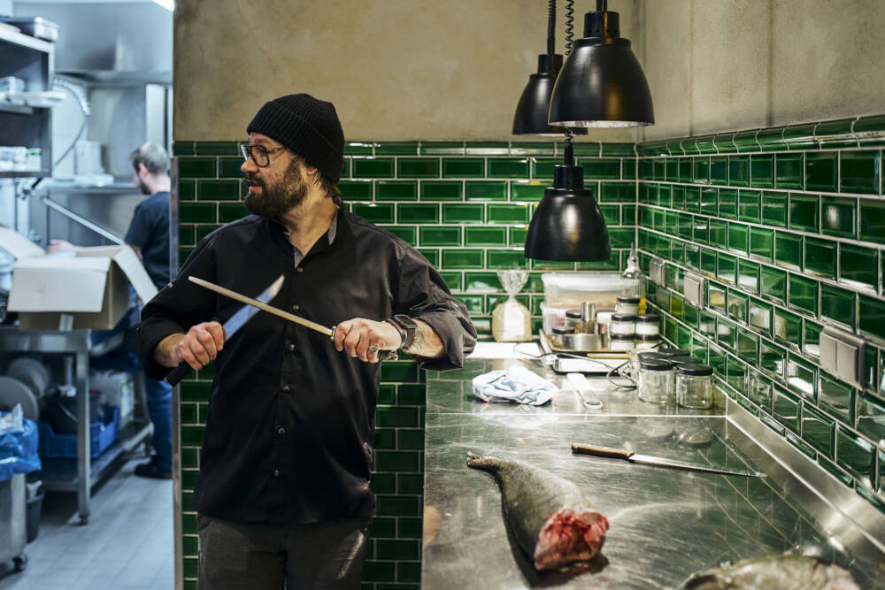 Der sechste Streich: André Stolle hat den Guide Michelin schon mehrfach überzeugt. 2024 erstmals im eigenen Restaurant / ©Marc Sill