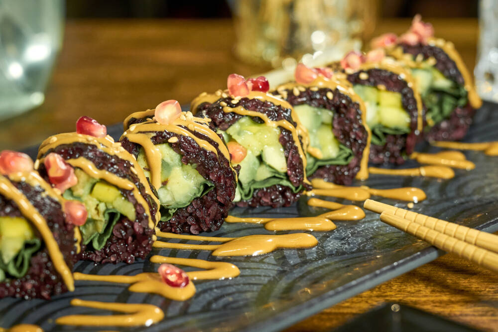 Einmal wie die Sushi-Chefs den Reis rollen: Bei Raw like Sushi geht das / ©Marc Sill