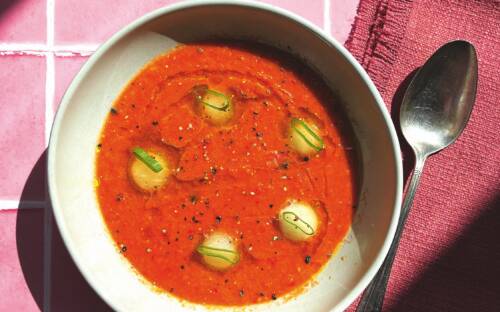 Perfekt für warme Sommertage: Wassermelonen-Gazpacho / ©Elissavet Patrikiou