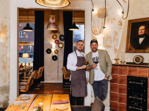 Der kreative Kopf und Küchenchef des Goldschätzchens, Carlos Beckmann (l.) und Inhaber Patrick Diehr (r.) / ©Julia Schumacher