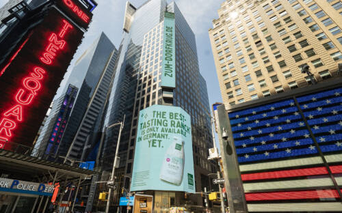 Imposant: Am Time Square macht das Unternehmen aus Neu Wulmstorf großflächig Werbung / ©Zum Dorfkrug