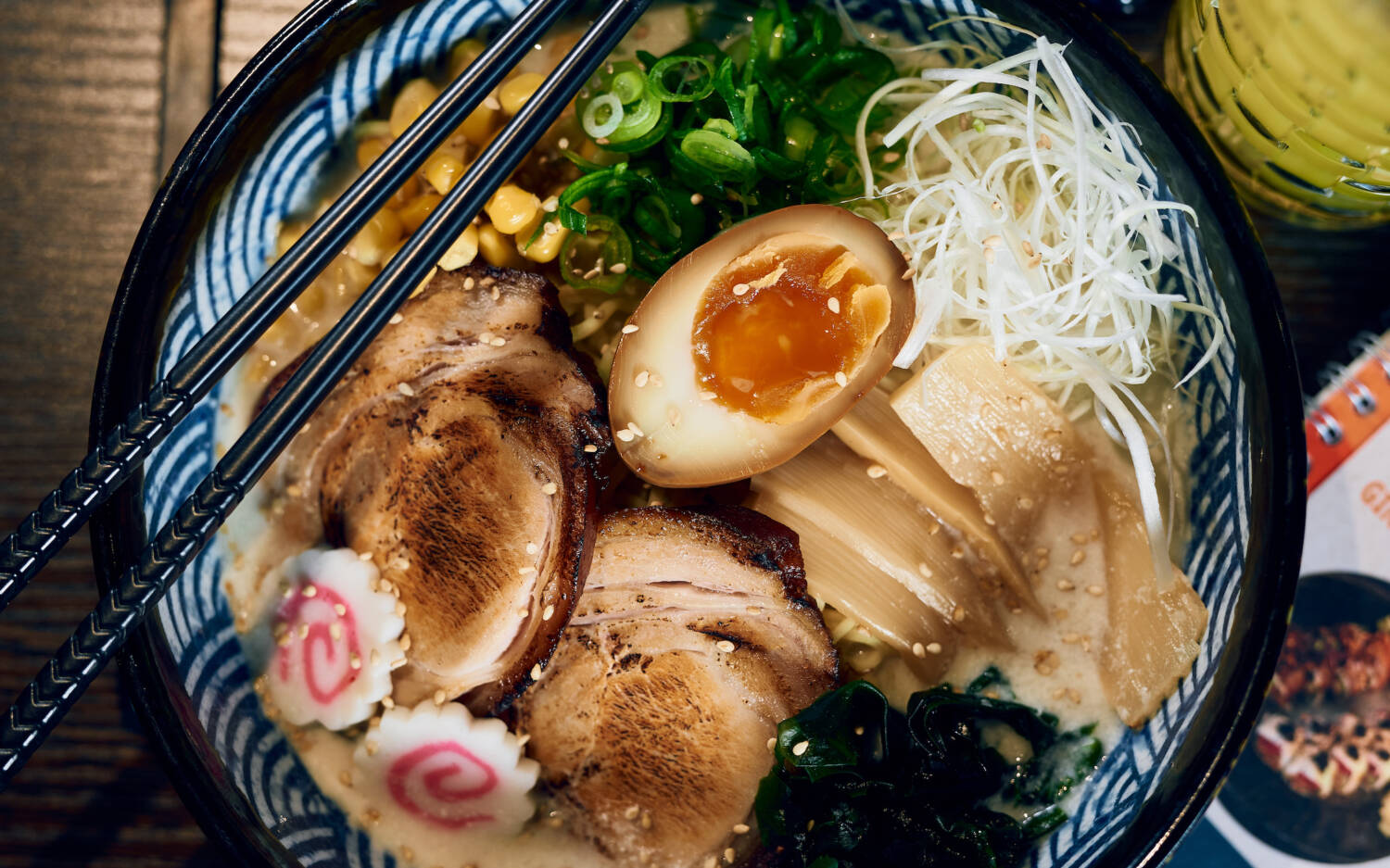 Ramen-Suppen gibt es bei Ginza in unterschiedlichen Variationen und Kompositionen / ©Marc Sill