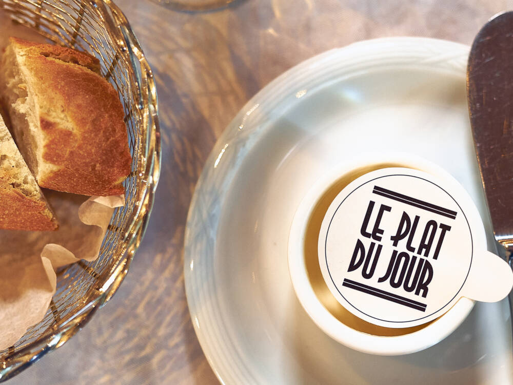 Signierte Butter und Baguette im Le Plat Du Jour – bien sûr! / ©Marc Sill