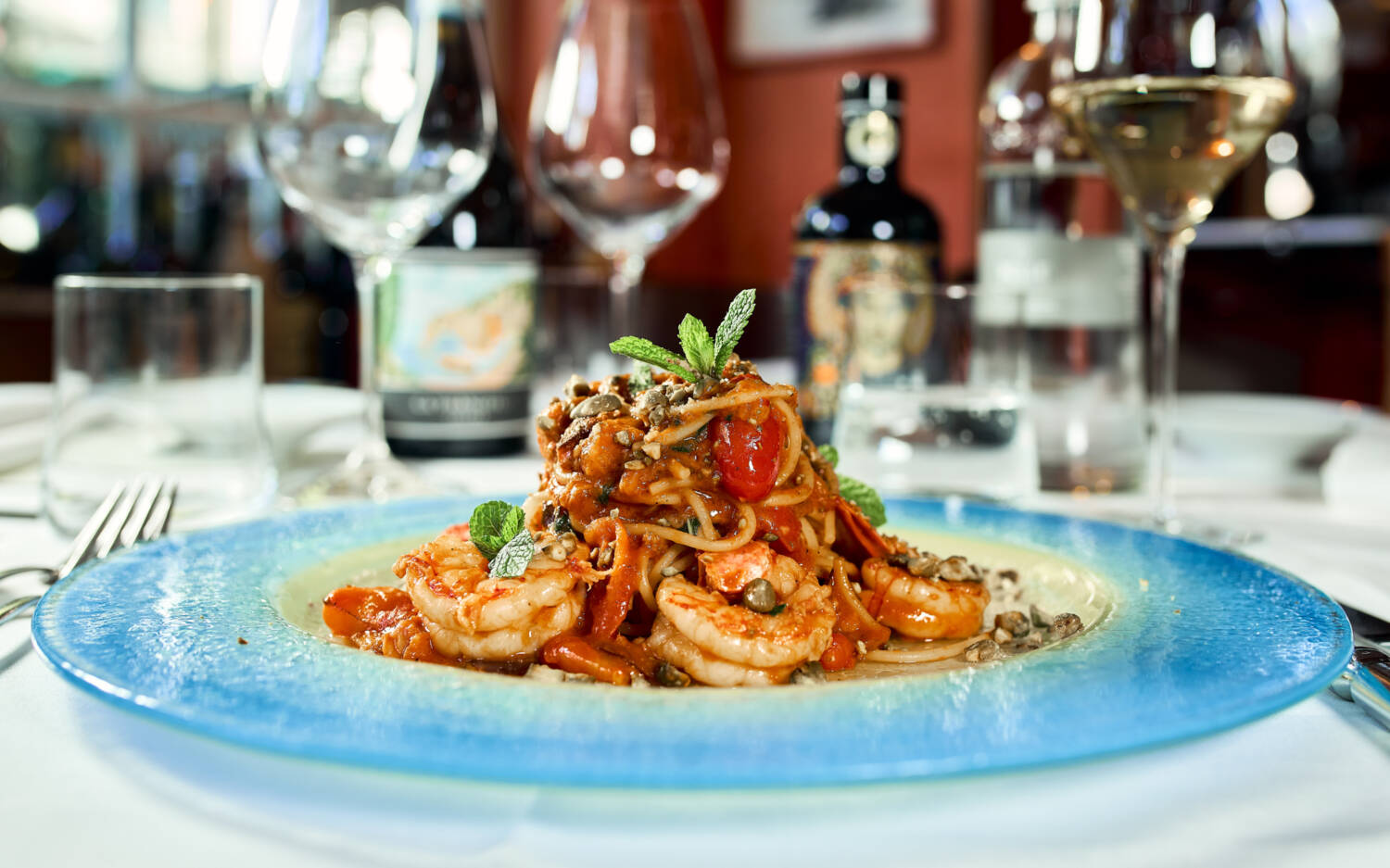 Spaghetti mit Gambas und ein kühles Glas Pinot Grigio sind im Gallo Nero an der Tagesordnung / ©Marc Sill