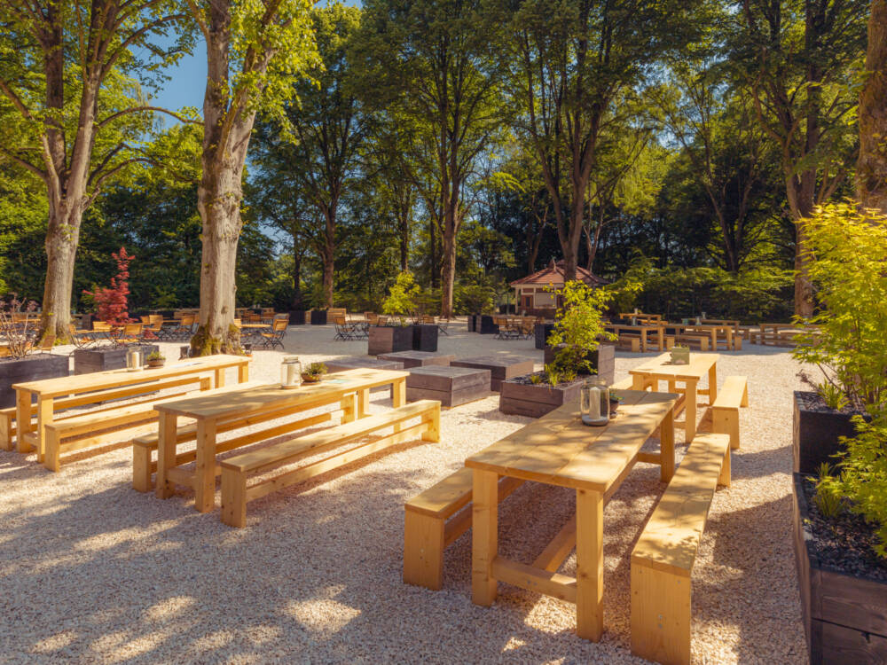 Viel Platz in der Sonne und im Schatten: Der Biergarten des Landhaus Walter zählt zu den Top-Außengastronomien in Winterhude / ©Landhaus Walter