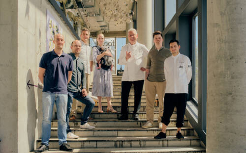 Von links: Fokke Mick (Atlantic Restaurant), Marcel Görke (Heimatjuwel), Matthias Gfrörer (Gutsküche), Sophie Lehmann (100/200 und GLORIE), Heinz O. Wehmann (Landhaus Scherrer), Paul Decker (Koer), Maurizio Oster (Zeik) / ©Wim Jansen
