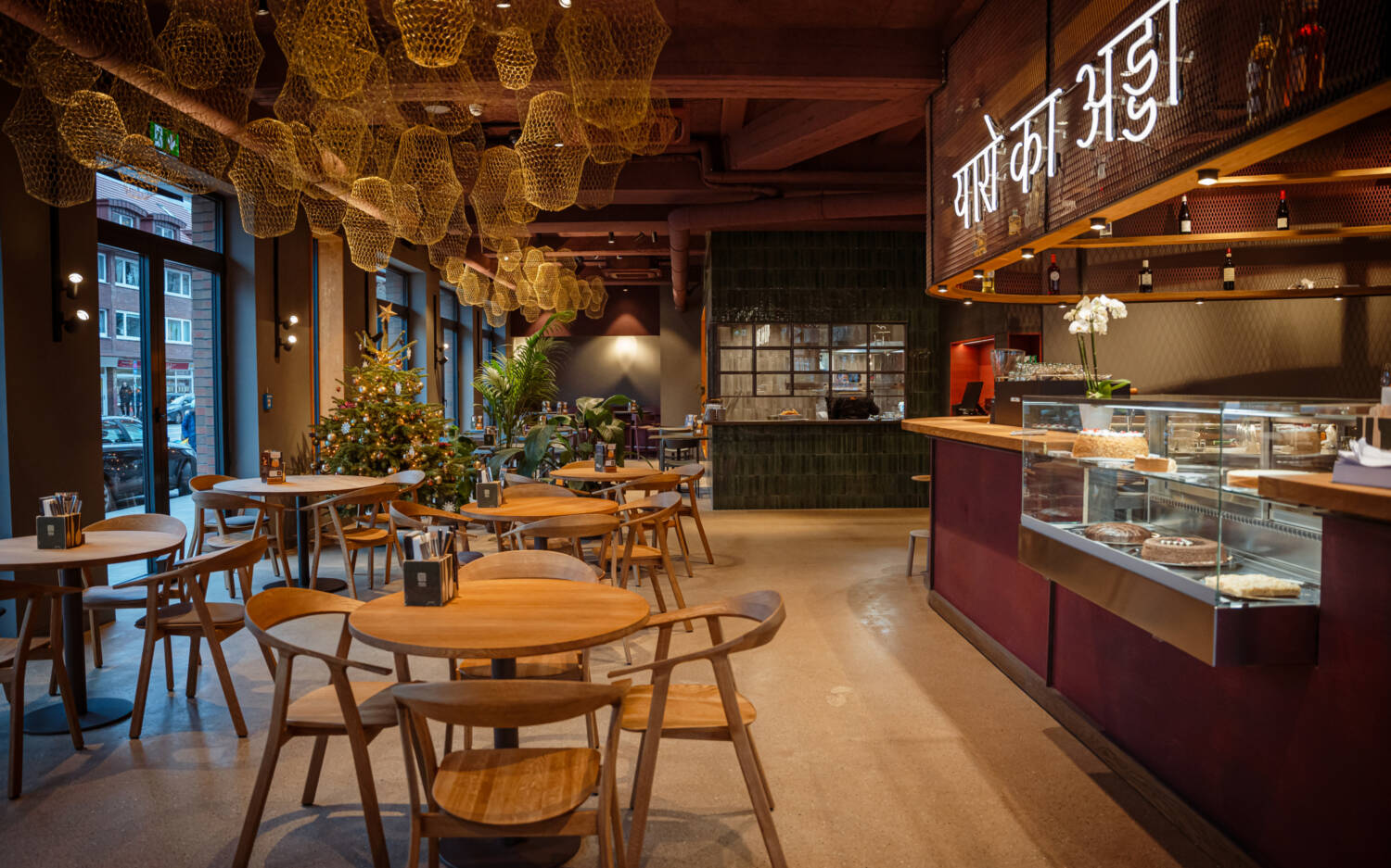 Alle Svaadish-Restaurants bieten ein warmes Ambiente, das zugleich Gemütlichkeit ausstrahlt und zugleich moderne Akzente setzt / © SVAAdish