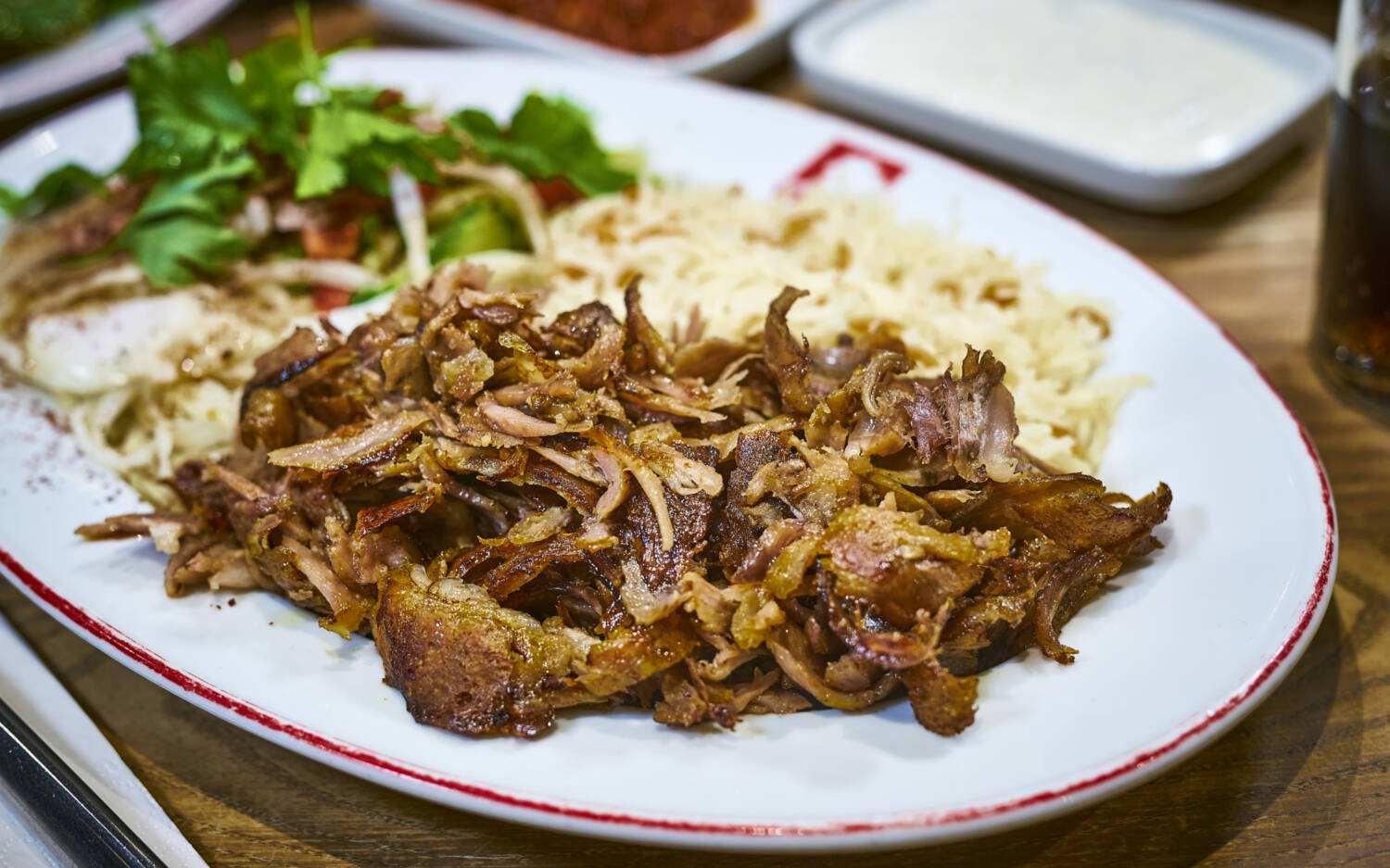 Das Lades steht für perfekt gebratenes Fleisch und große Portionen, die zum Teilen anregen / ©Marc Sill