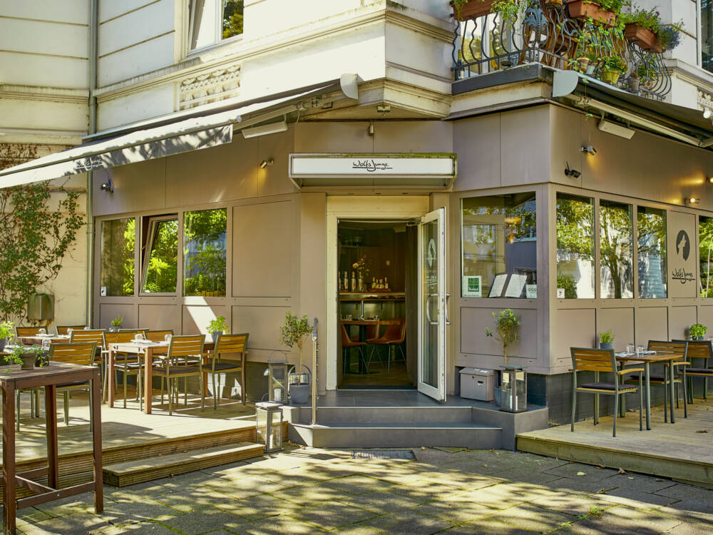 Das nachhaltige Restaurant Wolfs Junge in Uhlenhorst wurde 2020 mit einem grünen Michelin-Stern ausgezeichnet / ©Marc Sill