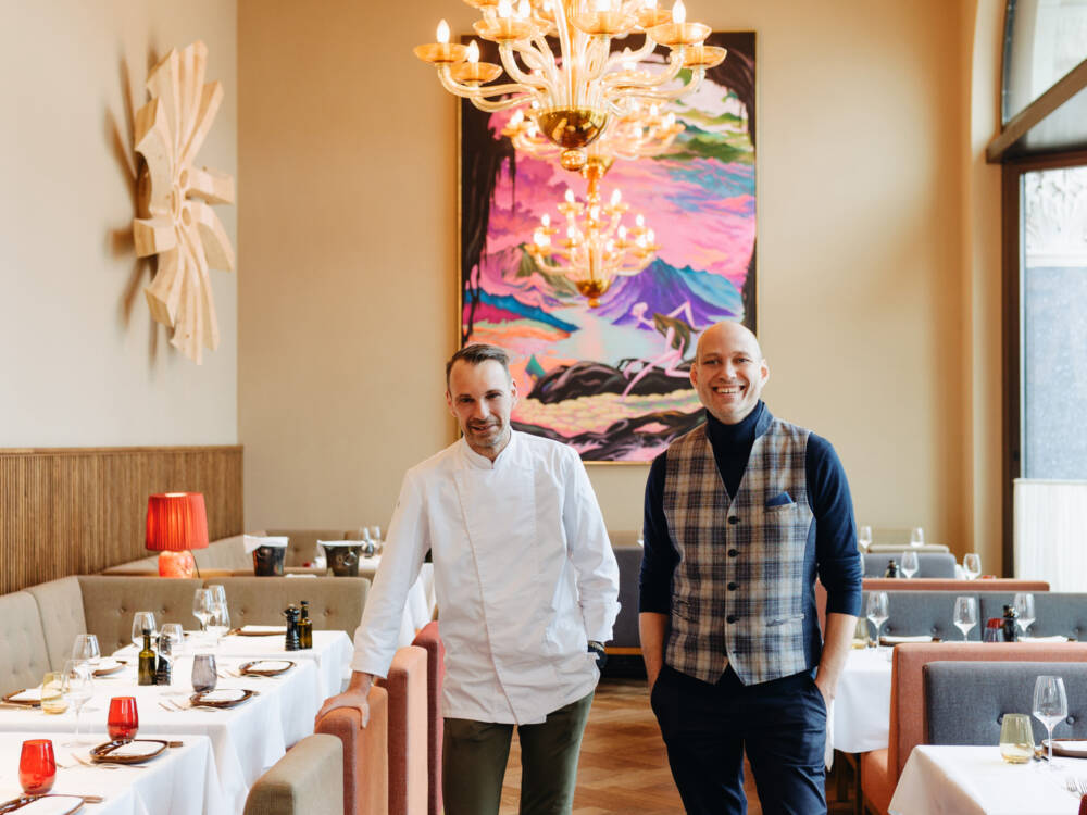 Geschäftsführer Frederik Schade (r.) sorgt mit seinem Team dafür, dass den Kunden immer die höchste Qualität geboten wird. Gleiches gilt für ihn auch am 13. September beim Testsieger-Food-Festival / ©Julia Schumacher