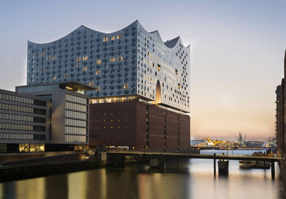 Im The Westin Hamburg Elbphilharmonie genießen Gäste ein außergewöhnlichen Blick von einem der Wahrzeichen Hamburgs / ©The Westin Hamburg