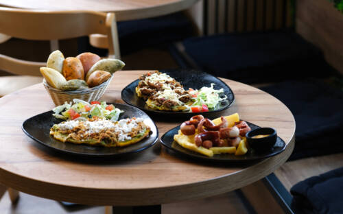 Kolumbianisches Streetfood gibt’s unerwarteter Weise in der Barmbeker Fuhle / ©La Tropicana