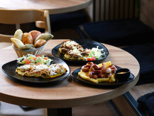 Kolumbianisches Streetfood gibt’s unerwarteter Weise in der Barmbeker Fuhle / ©La Tropicana
