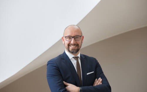 Matthias Szypryt ist bereits seit 2022 Teil des Führungsteams im The Westin Hamburg Elbphilharmonie – Jetzt übernimmt der 44-jährige eine neue Rolle / ©Marriott International