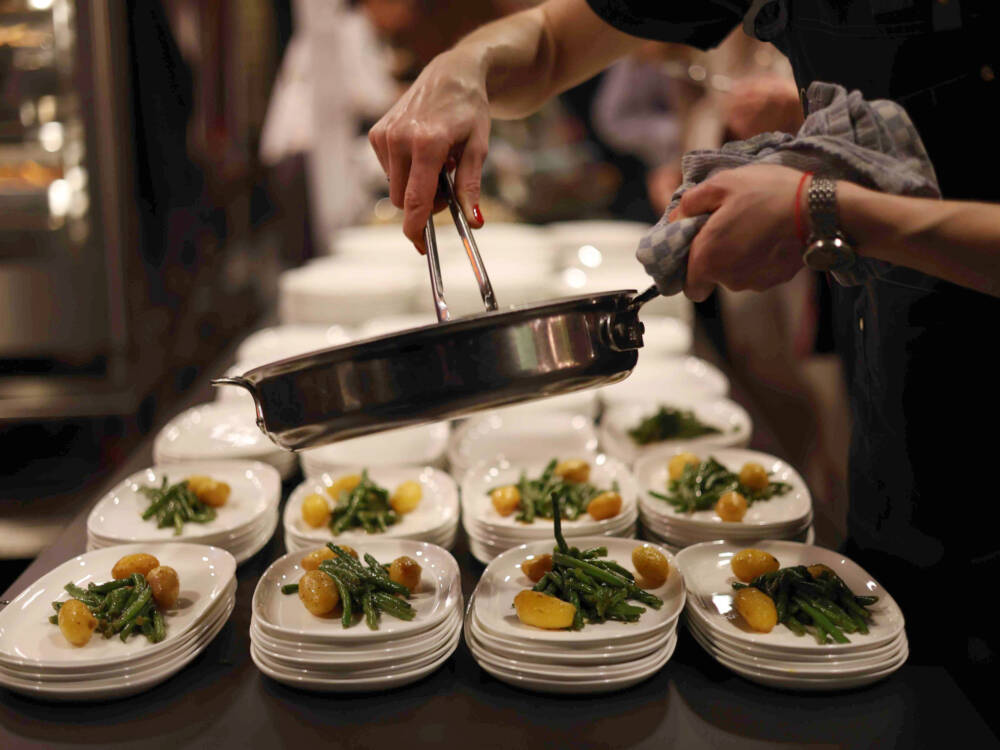Neun deftige und zwei süße Gänge erwarten die Gäste des Testsieger-Food-Festival / ©Johanna Zobel
