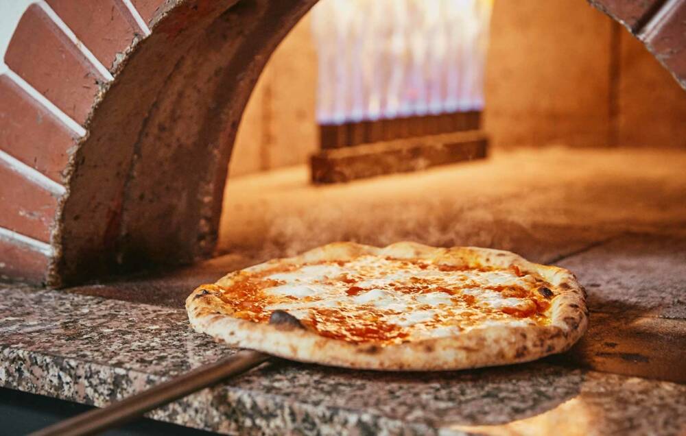 Nicht weit weg von den Landungsbrücken: Das Restaurant Tazzi Pizza / ©Tazzi Pizza