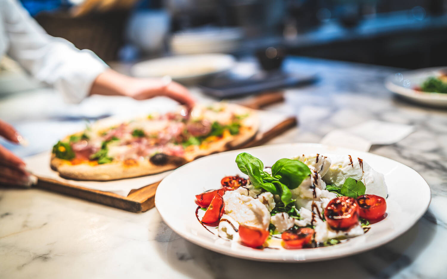 Ein guter Stopp für’s Mittagessen: Das Balducci serviert Pasta, Pizza und Bowls / ©Balducci
