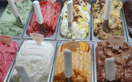 Im Pistachio gibt es 24 Eissorten / ©Unsplash/Lama Roscu