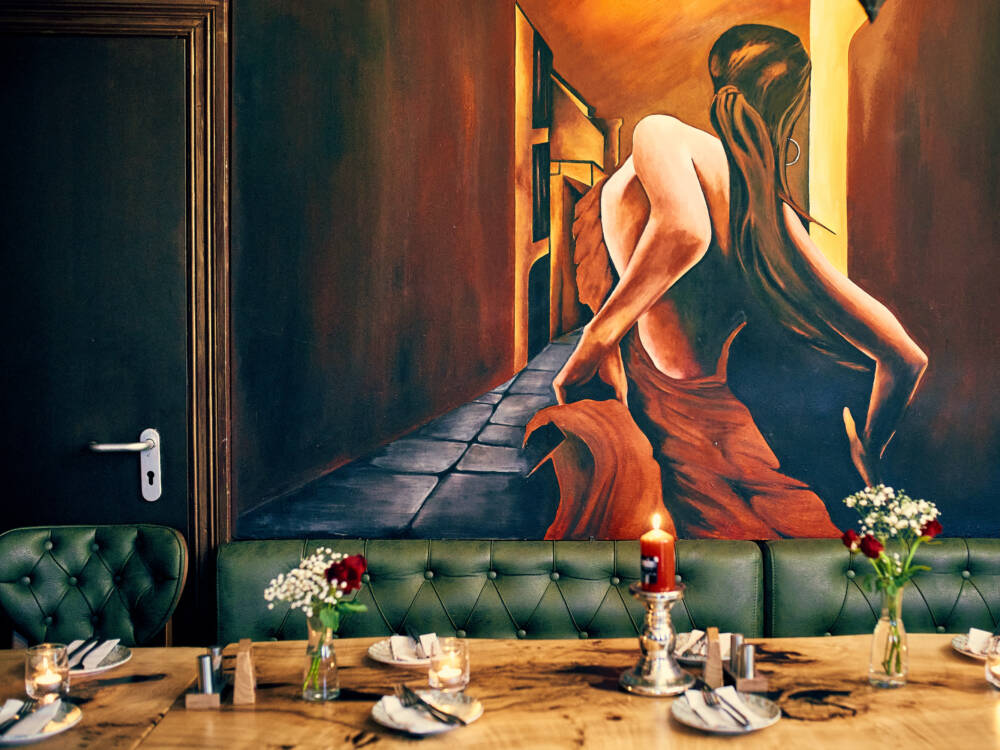 Wie eine elegante Bodega in Barcelona: Das Madrigal in Winterhude beeindruckt mit seiner Einrichtung / ©Marc Sill 