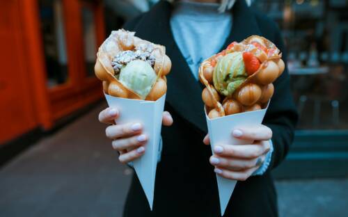 Crêpes, Bubble Waffles und Cheesecake: Die Elbfee ist für Nachkatzen! ©Unsplash/Toa Heftiba