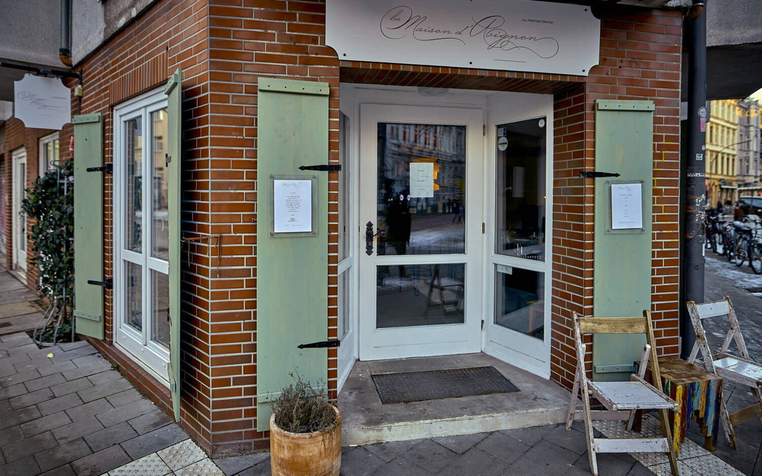 Das Ecklokal in Ottensen ist die perfekte Adresse für alle, die Lust auf hochwertige französische Küche haben / ©Marc Sill 