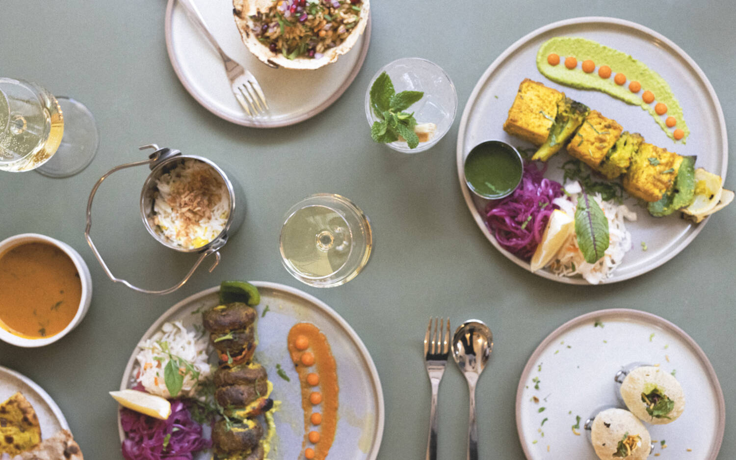 Jedes der drei Authentikka-Restaurants ist auf einen unterschiedlichen Bereich der indischen Küche fokussiert / ©Antonia Lueders