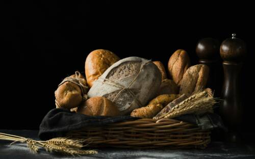 Lust auf frisches Sauerteigbrot? Besuch den Spätstarter / ©Unsplash/Mae Mu
