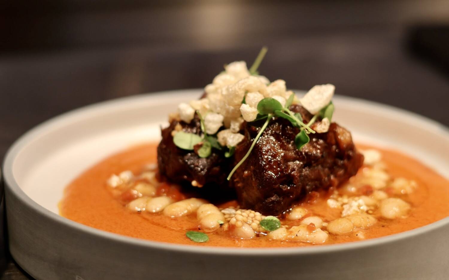 Moderne Tapas-Küche mit Inspiration aus Spanien und Lateinamerika wird im neuen Rebelión aufgetischt / ©Alice von der Laden 