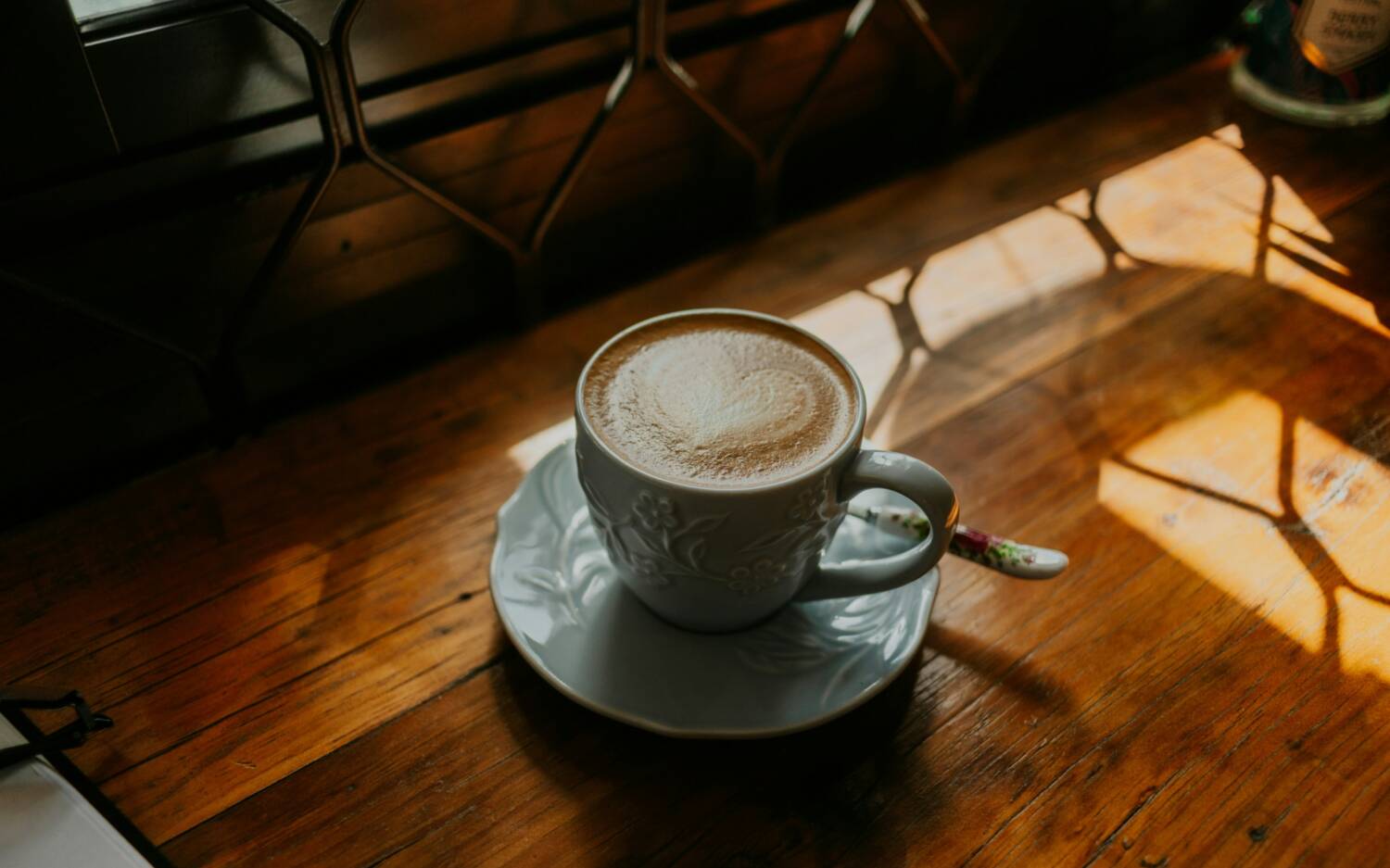 Neuer Kaffee, gleiche Leute: Marktstr. 25 / ©Unsplash/Kushal Permal