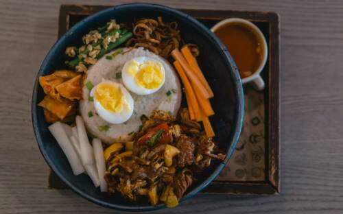 Probier Bibimbap im Yume Ramen! ©Unsplash/Vaishnav Chogale
