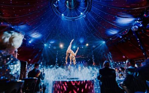 Wer ein mehrgängiges Menü und eine Varieté-Show verbinden möchte, ist im Palazzo richtig / ©Palazzo