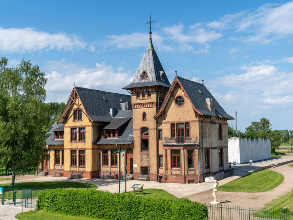 Auf der Elbinsel Kaltehofe gibt es endlich wieder einen Ort zum Einkehren: das Café Dante Kaltehofe / ©Krafft Angerer