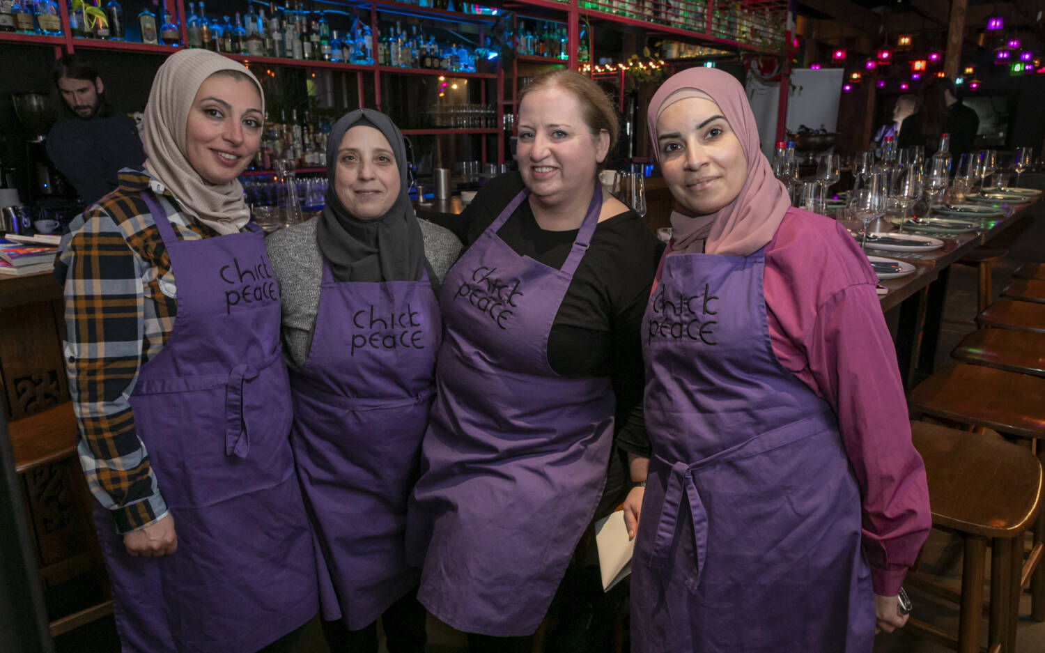 Das Team von Chickpeace ist bereit für den Abend / ©Jan-Rasmus Lippels