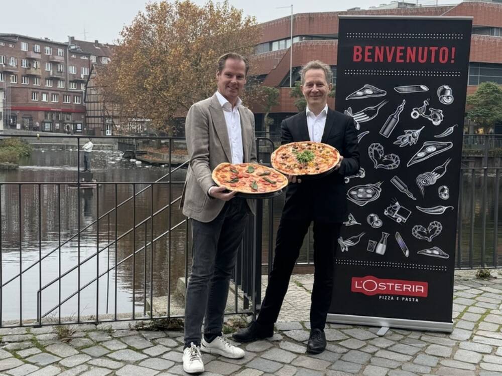 Dirk Block und Vermieter Tobias Derndinger freuen sich auf die Neueröffnung im Sommer 2026 / ©L’Osteria 