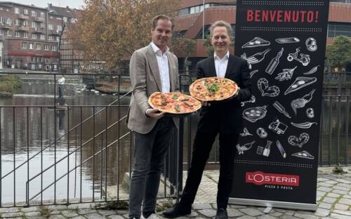 Dirk Block und Vermieter Tobias Derndinger freuen sich auf die Neueröffnung im Sommer 2026 / ©L’Osteria 